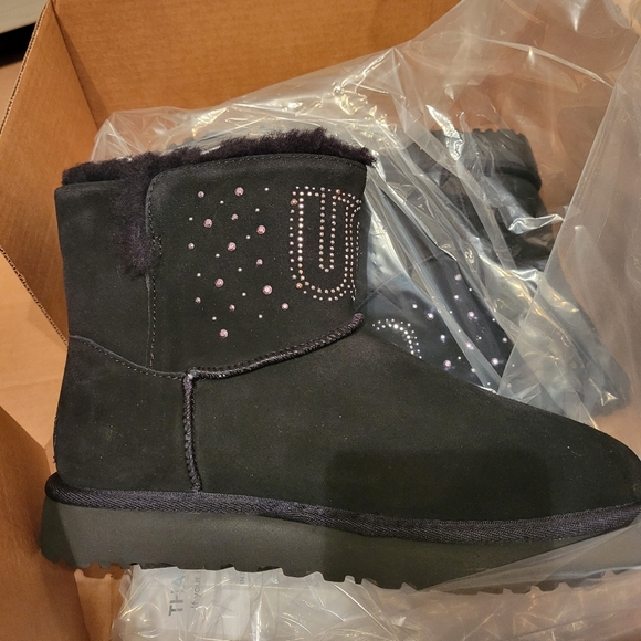 Ugg Classic Gem Mini Faux Fur Rhinestone Boots #228 - Picture 9 of 11